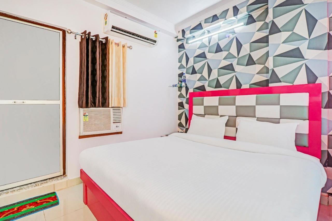Oyo 76775 Hotel Rk Grand Bhauli מראה חיצוני תמונה